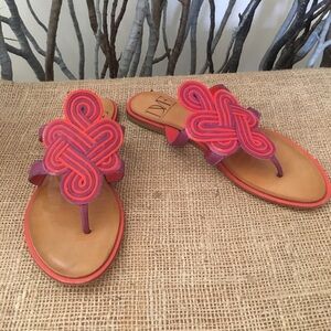 Diane Von Furstenberg Thong Woven Purple Red Sandals Size 6